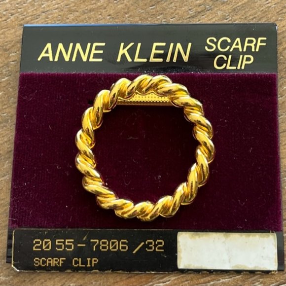 Vintage ANNE KLEIN Gold Tone Round Braid Mesh Scarf Clip New on Card - Picture 1 of 4